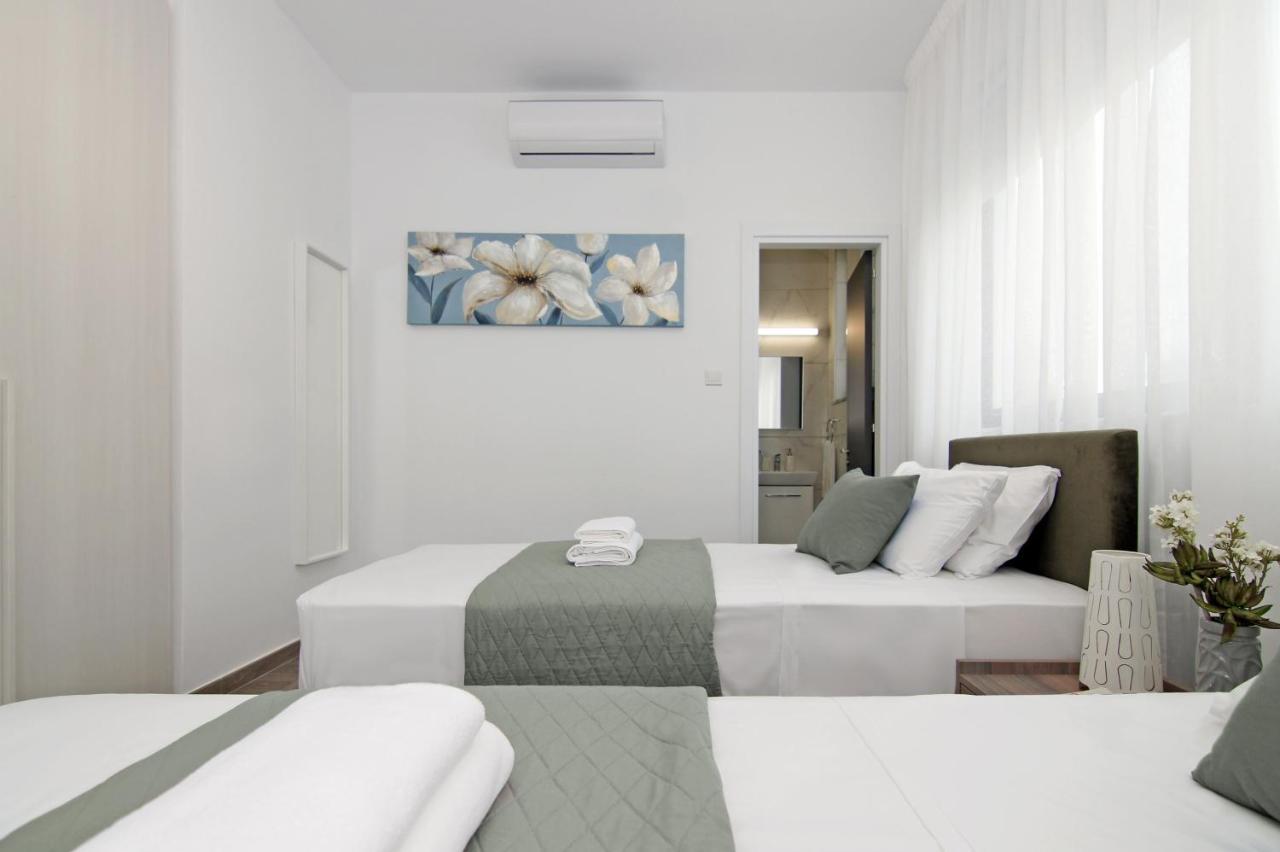 Villa Queen Eleanor Protaras Exterior photo